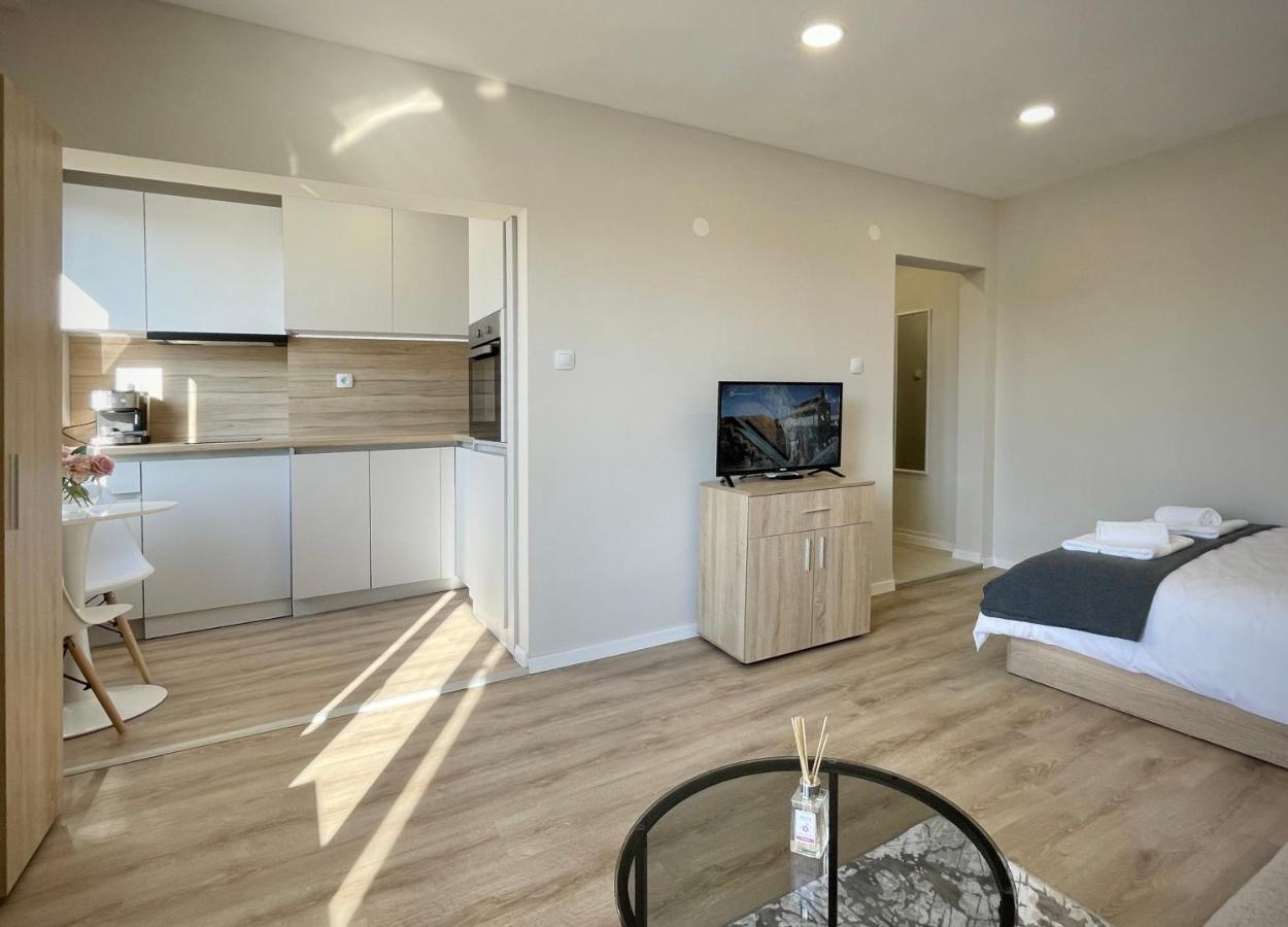 Elegant Studio For 4 Persons In Center & Parking Stara Zagora Exteriör bild