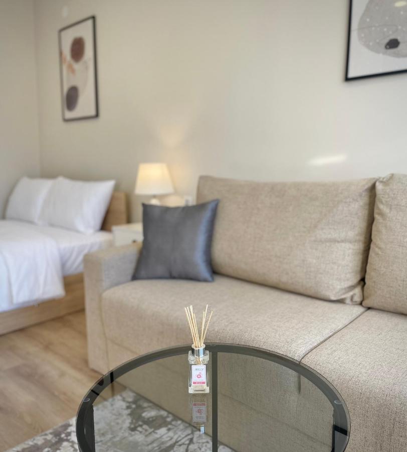 Elegant Studio For 4 Persons In Center & Parking Stara Zagora Exteriör bild